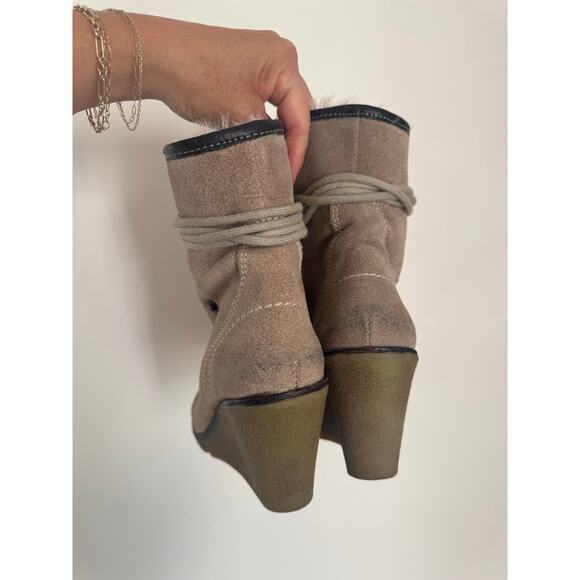 Sketchers Vintage Suede Lace-Up Shearling Wedge Boots - Brown Cream, US 8 - Picture 6 of 11